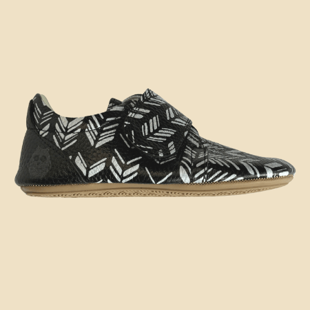 Zapato Poco Nido Strap Grey Chevron - Quokka Barefoot